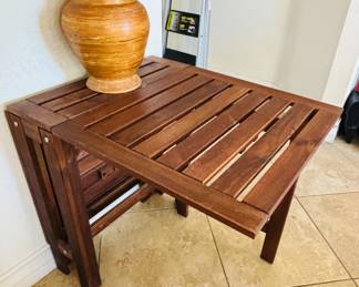 One side of table extended