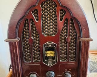 Vintage Reproduction Radio