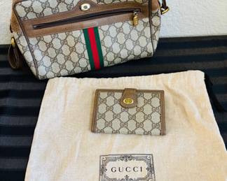 Authentic Gucci Purse / Wallet
