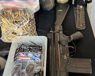 Paint Ball Gun / Accessories / Co2 Cannisters