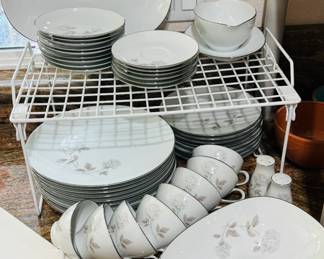 Noritake Rosay China Set