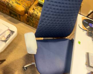 office chair, very comfy