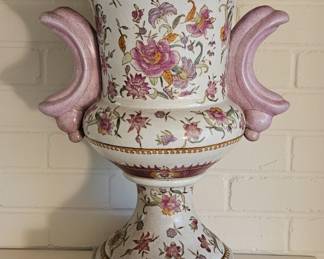 Vintage Chinese Urn Vase w/ Pink Floral Pattern