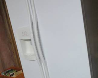 24 cubic feet Maytag side by side. Very clean.