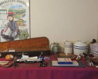 Gemienhart flute, Martin & Co dulcimer and more.