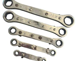 Ratcheting Box End Wrench Set