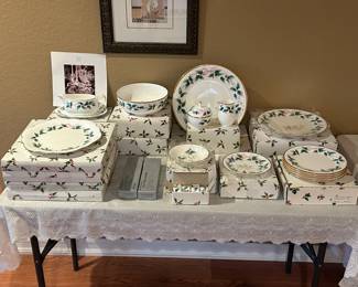 Beautiful Mikasa Ribbon Holly China. Service for four with serving pieces. Boxed. 