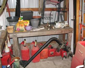 bike carrier, gas cans