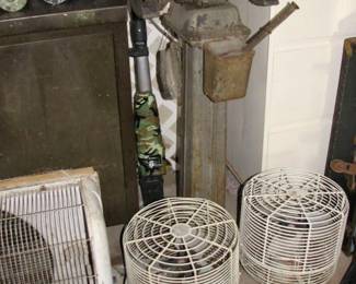 nice old grinder on pedestal