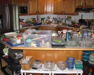 lots of kitchen items