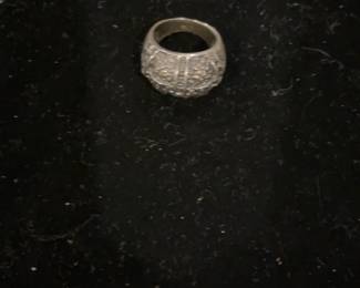 See every item in the sale at this UR: https://buyer.thehunt.ltd/saledetails?saleId=cdca7bc3-75d5-4f79-9d77-8d98feb22fca