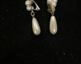 See every item in the sale at this UR: https://buyer.thehunt.ltd/saledetails?saleId=cdca7bc3-75d5-4f79-9d77-8d98feb22fca