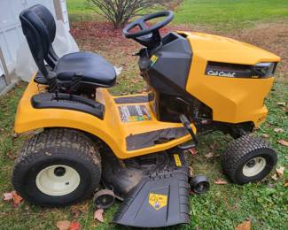 Cib Cadet XT1 46" (Like New) 38hrs