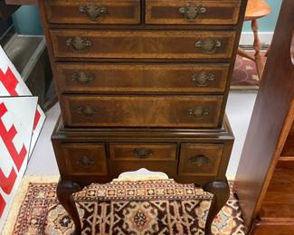 QUEEN ANNE LINGERIE CABINET