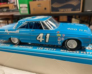 LIMITED EDITION PETTY