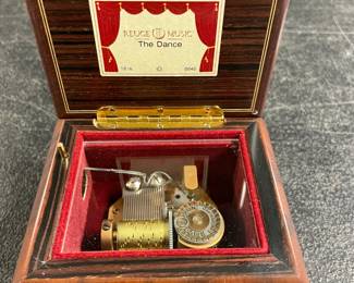 REUGE MUSIC BOX