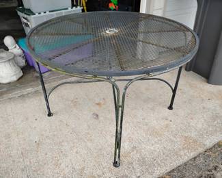 patio table $14.00