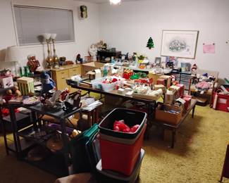 free room excluding folding tables and some furniture