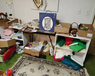 free, rug included, folding tables not included