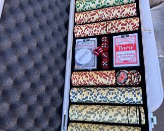 Large Case Poker Items
