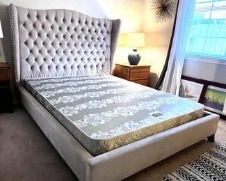 Queen size tufted headboard and bedframe