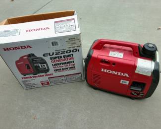 Honda EU2200i Generator (Very Quiet)!!!