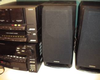 Onkyo Vintage cassette, CD, AM/FM , Theater Expansion
