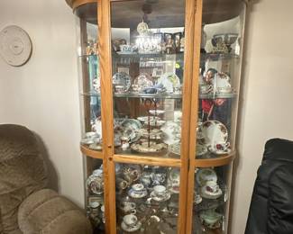 Display curio cabinet