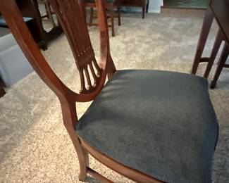 Dining room chair