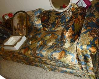 Vintage sofa..crazy fabric!