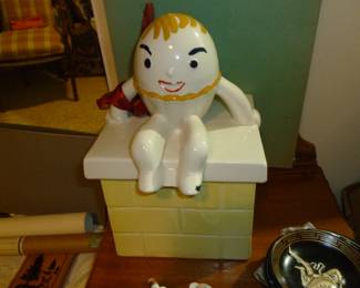 Cute Humpty-Dumpty Cookie Jar