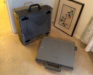 Case and vintage type writers