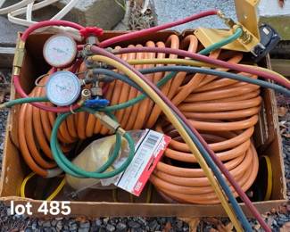 Air hoses and gauges