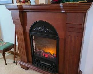Electric heater fireplace