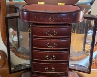 Tabletop jewelry box and jewelry