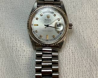 Rolex Oysterquartz Day-Date Diamond Dial Watch (to be authenticated)