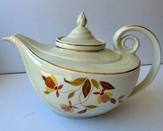 Halls Superior Autumn Leaf Jewel Tea Aladdin Teapot with Lid Infuser