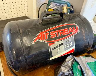 Airstream Portable Air Tank