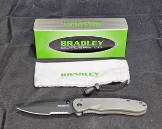 NIB Bradley Cutlery Alias II 17650BT Folding Knife