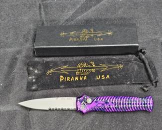Plum Piranha USA Mini Guard Folding Automatic