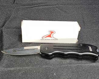 2 Red River Cutlery by Smith & Wesson Folding Auto