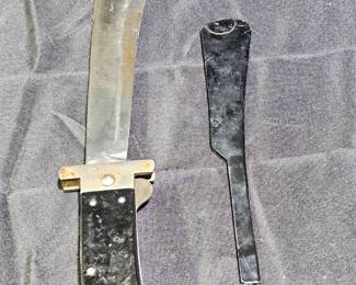 Vintage WW II Cattaraugus Folding Survival Knife