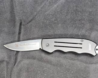 2 Red River Cutlery by Smith & Wesson Folding Auto