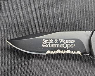 Smith & Wesson SWAT SW40BS Extreme Ops Auto Knife