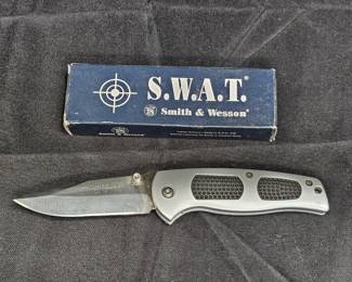Smith & Wesson SW4000B Manual Folding Knife