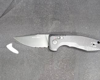 SOG-TAC Au Compact Automatic Folding Knife