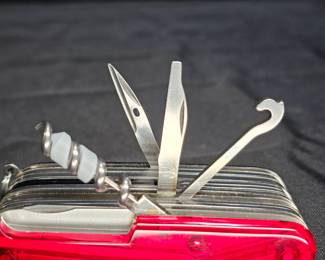 Victorinox 53504 Swiss Champ XLT Multi-tool