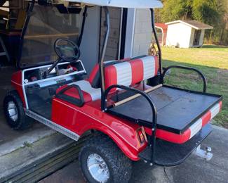 Club Car Golf Cart (Needs New Batteries)