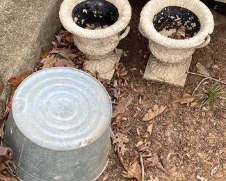 Planters/Galvanized Tub