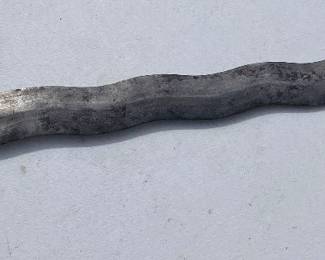 Antique Moro/Kris Sword (Handle Damage)